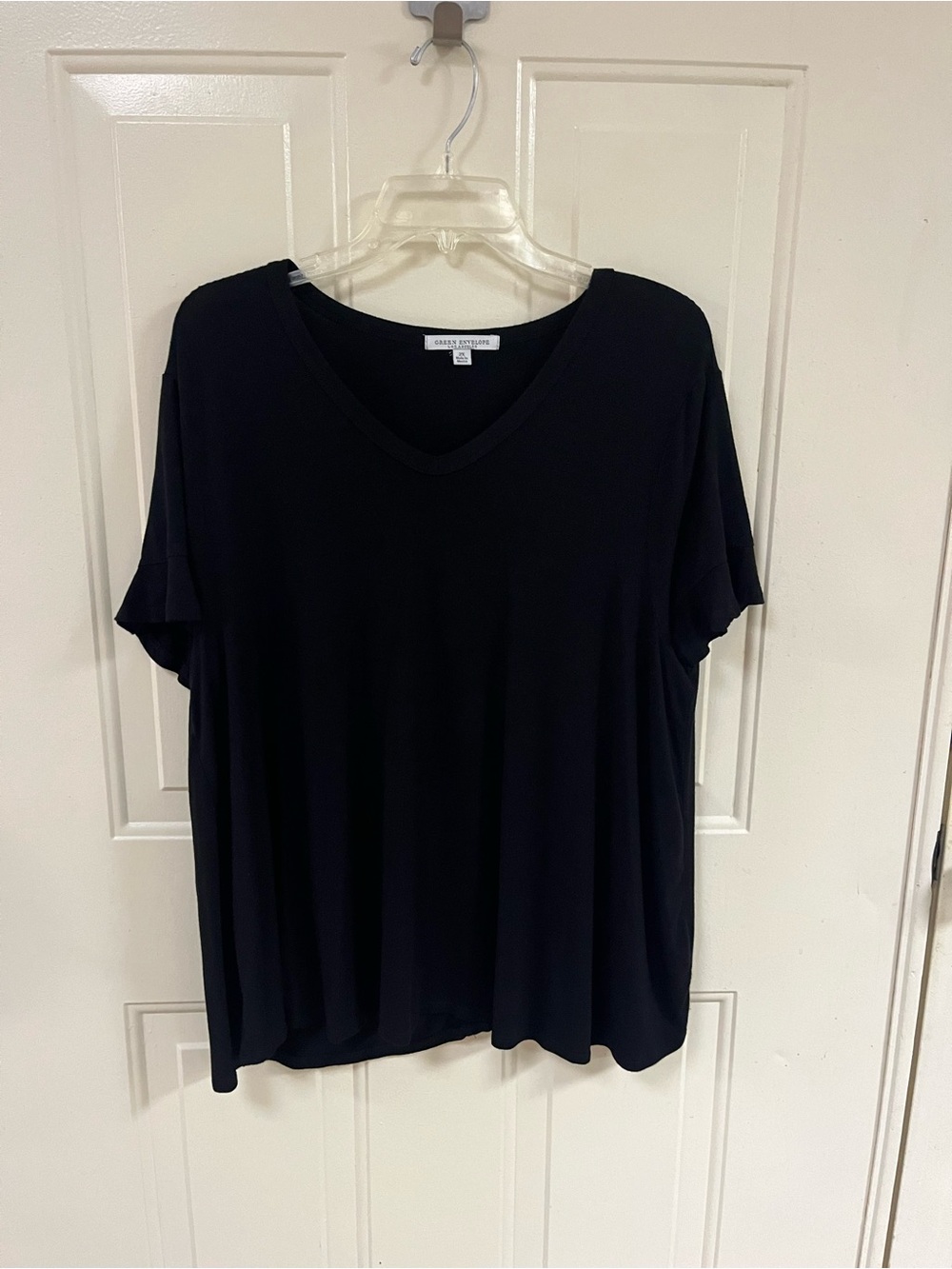 Casual V-Neck Women's Top - Black